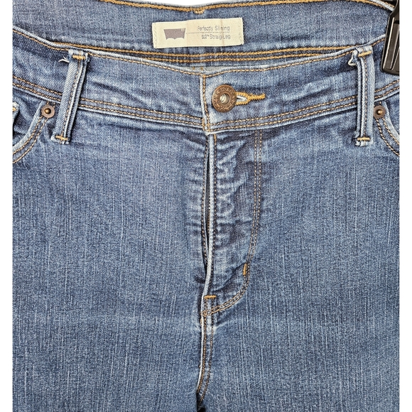 Levis Women's Blue Jeans - 12 - Picture 3 of 4
